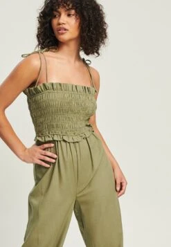 Calli JENNI - Kombinezon - Sage Green -Fashion Pol 00de583ece024d78b098127b5a37ef5a