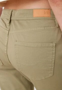 QS By S.Oliver SLIM : CORSAIRE AU STYLE SOIGNÉ - Szorty Jeansowe - Light Green -Fashion Pol 05d52e7b7c9b4c73a3cc095a87308622