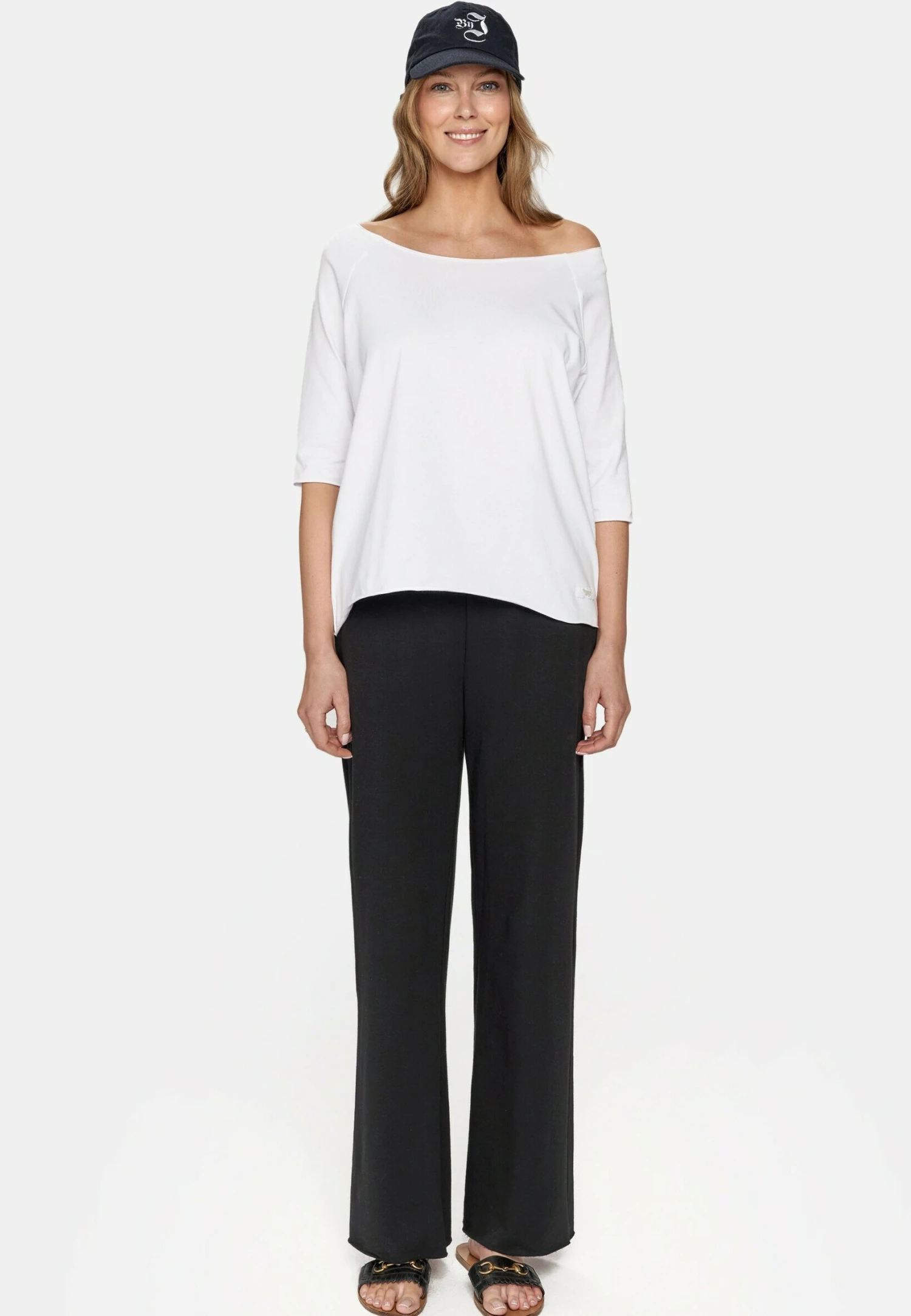 OLIVIA - T-shirt Basic - White 4 OLIVIA - T-shirt Basic - White - obrazek 4