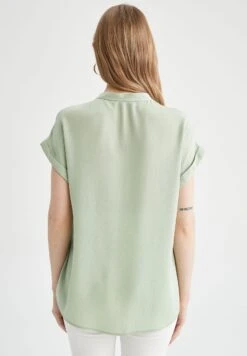 DeFacto REGULAR FIT - Bluzka - Green -Fashion Pol 130348632dd04474b6f997cadae16b93