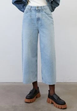 Marc O'Polo SOLMA - Jeansy Dzwony - Vintage Mid Blue Wash -Fashion Pol 14bb6cec0ca54219b854a4cf548dce9f