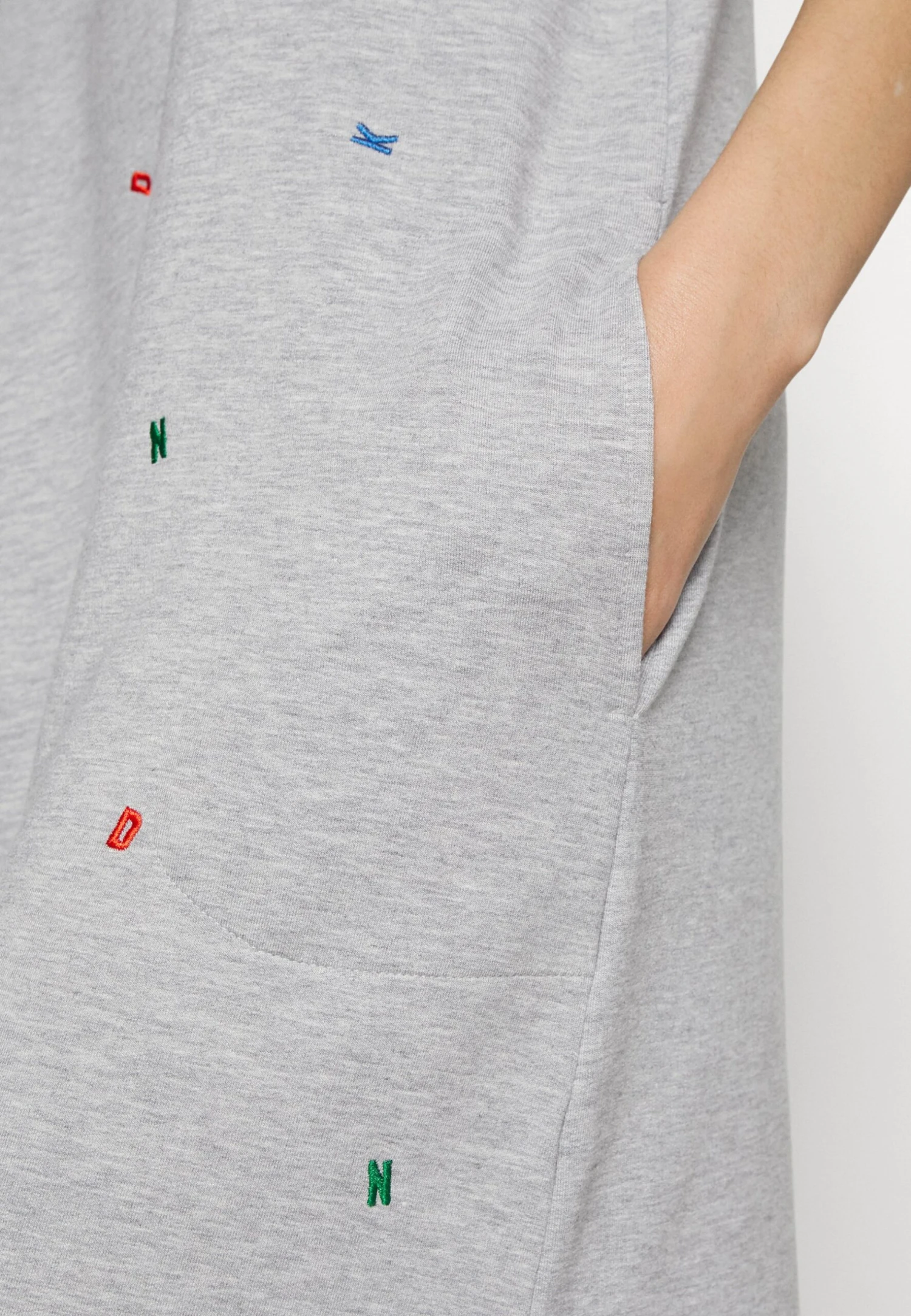 THE SPRING LINEUP - Koszula Nocna - Grey 5 THE SPRING LINEUP - Koszula Nocna - Grey - obrazek 5