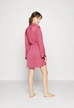 Anna Field Szlafrok - Pink -Fashion Pol 1c69a0ea2b744bf79095f528ee5de17f