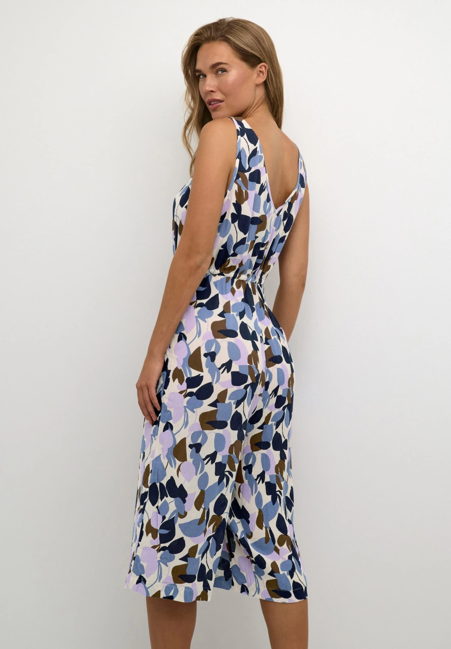 Kaffe LIVANNA - Kombinezon - Sand Abstract Plant Print 3 Kaffe LIVANNA - Kombinezon - Sand Abstract Plant Print - obrazek 3