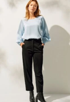 HENNY - Bluzka - Blau