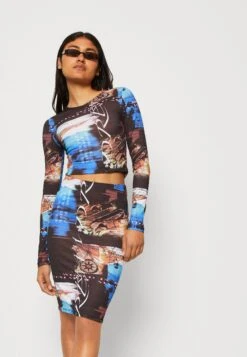 Jaded London LONG SLEEVE TISSUE SCRIBBLE DREAM PRINT - Bluzka Z Długim Rękawem - Black -Fashion Pol 32f8718ccc344e318b8b1143167292a3