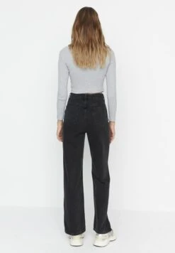 Trendyol Jeansy Straight Leg - Black -Fashion Pol 338892c41458478199e03cd79d114019