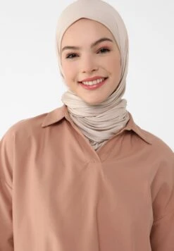 POINT COLLAR - REFKA - Bluzka - Brown -Fashion Pol 37d7e5f6e0574b6696a9c009c7911493