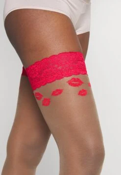 Hunkemöller 15 DEN LOVE ME TEASE ME - Podkolanówki - Red 5 Hunkemöller 15 DEN LOVE ME TEASE ME - Podkolanówki - Red -Fashion Pol 47dbfa3bd20143ea903e4e3c7aba2dce
