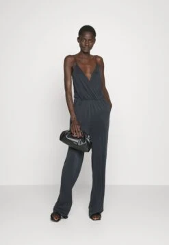 SLFROBERTA STRAP TALL - Kombinezon - Black 7 SLFROBERTA STRAP TALL - Kombinezon - Black -Fashion Pol 49174d1f2e89495b98a3c584fa7dd3aa