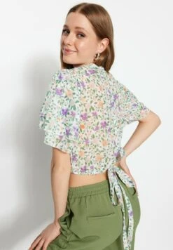 Trendyol Bluzka - White -Fashion Pol 4bf8dd60ba2d4bfabb0212c610e5376b