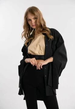 OVERSIZE - Koszula - Black -Fashion Pol 4ef28b18f62341b6b624e34761e14b60
