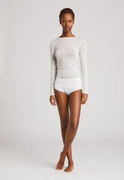 FERMI - Koszulka Do Spania - Off White -Fashion Pol 540d67b7a722417d9efaa3526f257da3