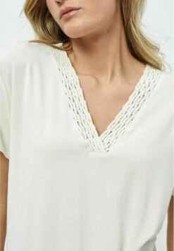 DESIRES ENNY V NECK - T-shirt Z Nadrukiem - Gardenia -Fashion Pol 56aa0193a0cf4facbb379982d43a2610