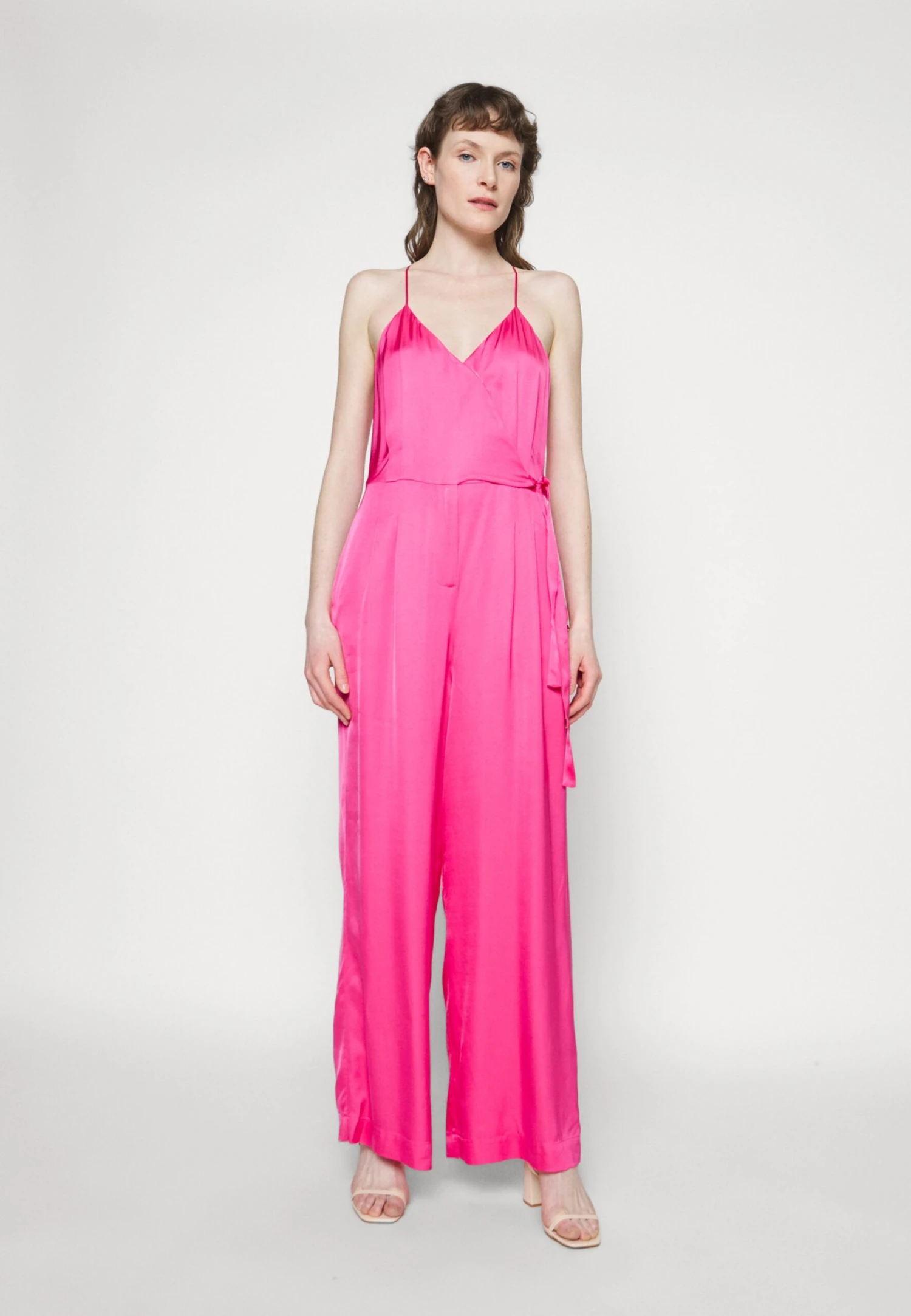 Scotch & Soda SHINY VNECK ALL IN ONE - Kombinezon - Pink Punch 3 Scotch & Soda SHINY VNECK ALL IN ONE - Kombinezon - Pink Punch - obrazek 3