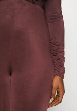 CURVE CECE - Kombinezon - Chocolate Brown -Fashion Pol 5867e24be1ff42bda785e0bb9b17b048