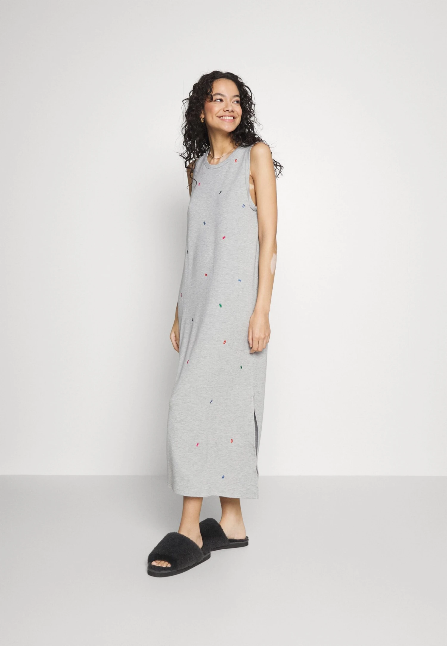 THE SPRING LINEUP - Koszula Nocna - Grey 2 THE SPRING LINEUP - Koszula Nocna - Grey - obrazek 2