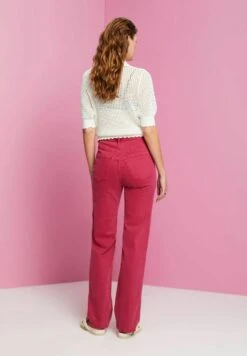 Edc By Esprit MIT HOHEM BUND UND GERADEM BEIN - Jeansy Dzwony - Dark Pink -Fashion Pol 6edc3d2014d54bf7b1f1dd68920d9e25