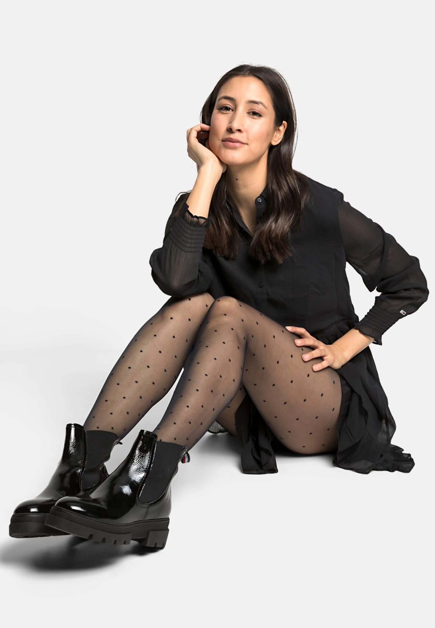 Falke DOT 15 DENIER ULTRA-TRANSPARENT MATT - Rajstopy - Dunkelblau 2 Falke DOT 15 DENIER ULTRA-TRANSPARENT MATT - Rajstopy - Dunkelblau - obrazek 2