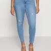 Vero Moda Curve VMSELA JEANS - Jeansy Skinny Fit - Light Blue Denim