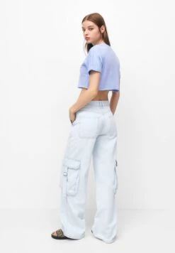 PULL & BEAR CROPPED SHORT SLEEVE - T-shirt Z Nadrukiem - Blue -Fashion Pol 96c264846b94454587f5fee26bcdd721