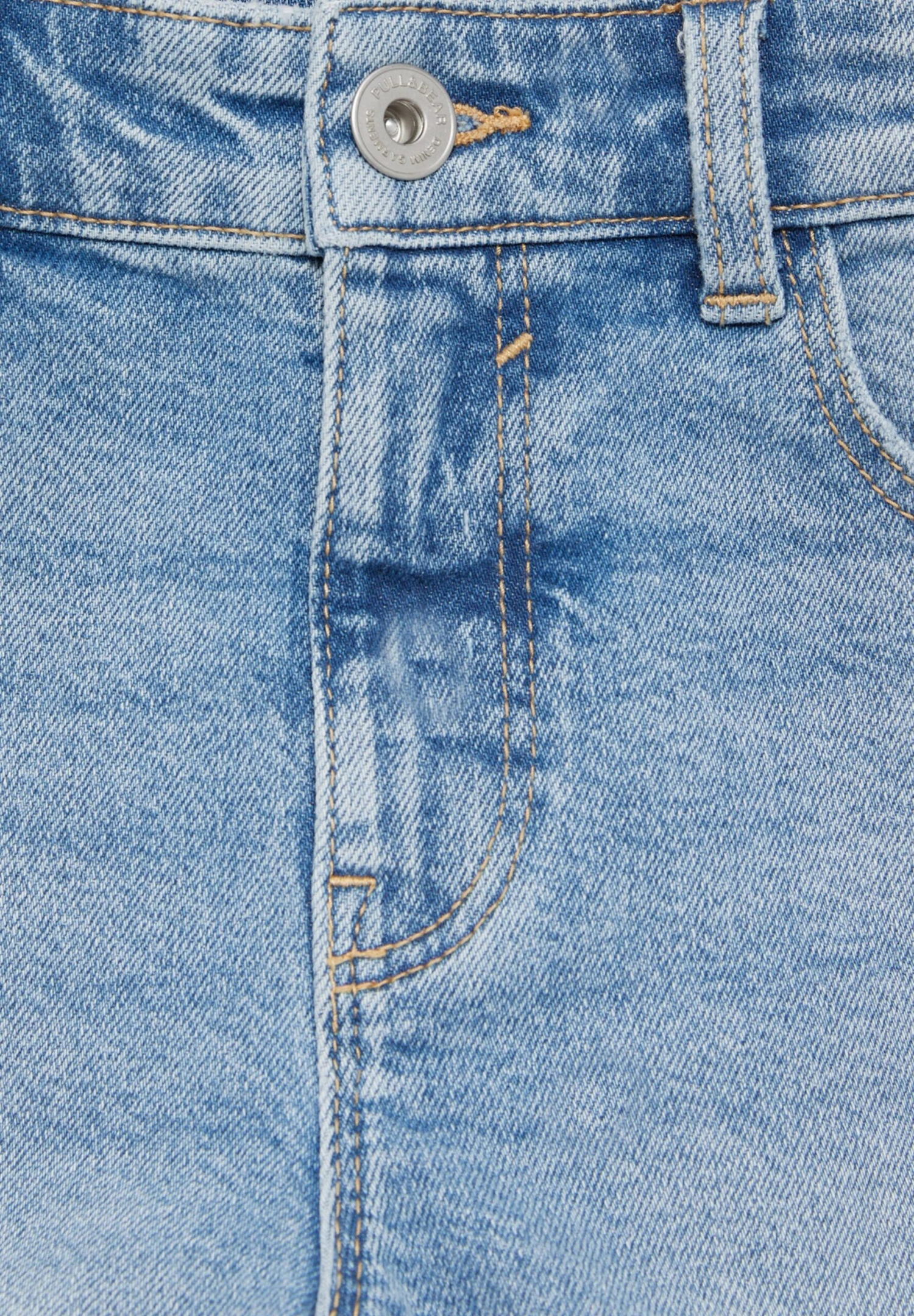 PULL & BEAR WITH TURN-UP HEMS - Szorty Jeansowe - Light Blue Denim 5 PULL & BEAR WITH TURN-UP HEMS - Szorty Jeansowe - Light Blue Denim - obrazek 5