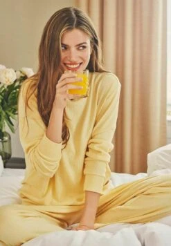 NEELA - Spodnie Od Piżamy - Light Yellow -Fashion Pol aae4ec800bf640f7b5d6476237ef453a