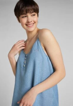 Lee Top - Arctic Ice 9 Lee Top - Arctic Ice -Fashion Pol af205fa1a3c44fc9a90929436695f5d5