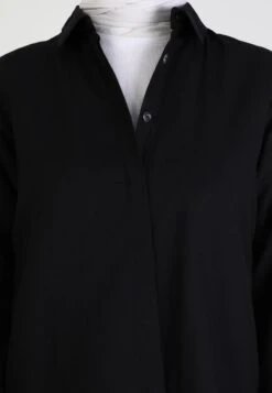 POINT COLLAR - REFKA - Koszula - Black -Fashion Pol b0ffd55038a24c51a41030749fbc54d6