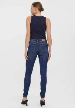 Vero Moda VMSEVEN - Jeansy Slim Fit - Dark Blue Denim -Fashion Pol b4703d83c18e4962a514679853f1527e