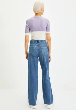 Trendyol Jeansy Dzwony - Blue -Fashion Pol b53f920a1b7c45809e26ea774a439080