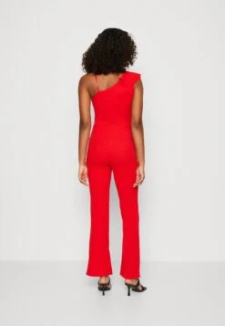 Wal G LAYLA RUFFLE NECK - Kombinezon - Red -Fashion Pol be15b69a1fc8481bb4e5bfec5bcc0974