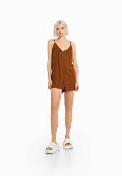 BERSHKA STRAPPY FLOWING WITH BACK TIE - Kombinezon - Dark Brown -Fashion Pol c5762d6e93cc4e10a0738ac30cd70bb5