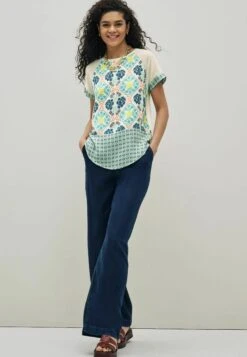 Next SHORT SLEEVE RAGLAN - Bluzka - Ecru Cream Geo -Fashion Pol ce5baab633954b11a18ef3b884687be1