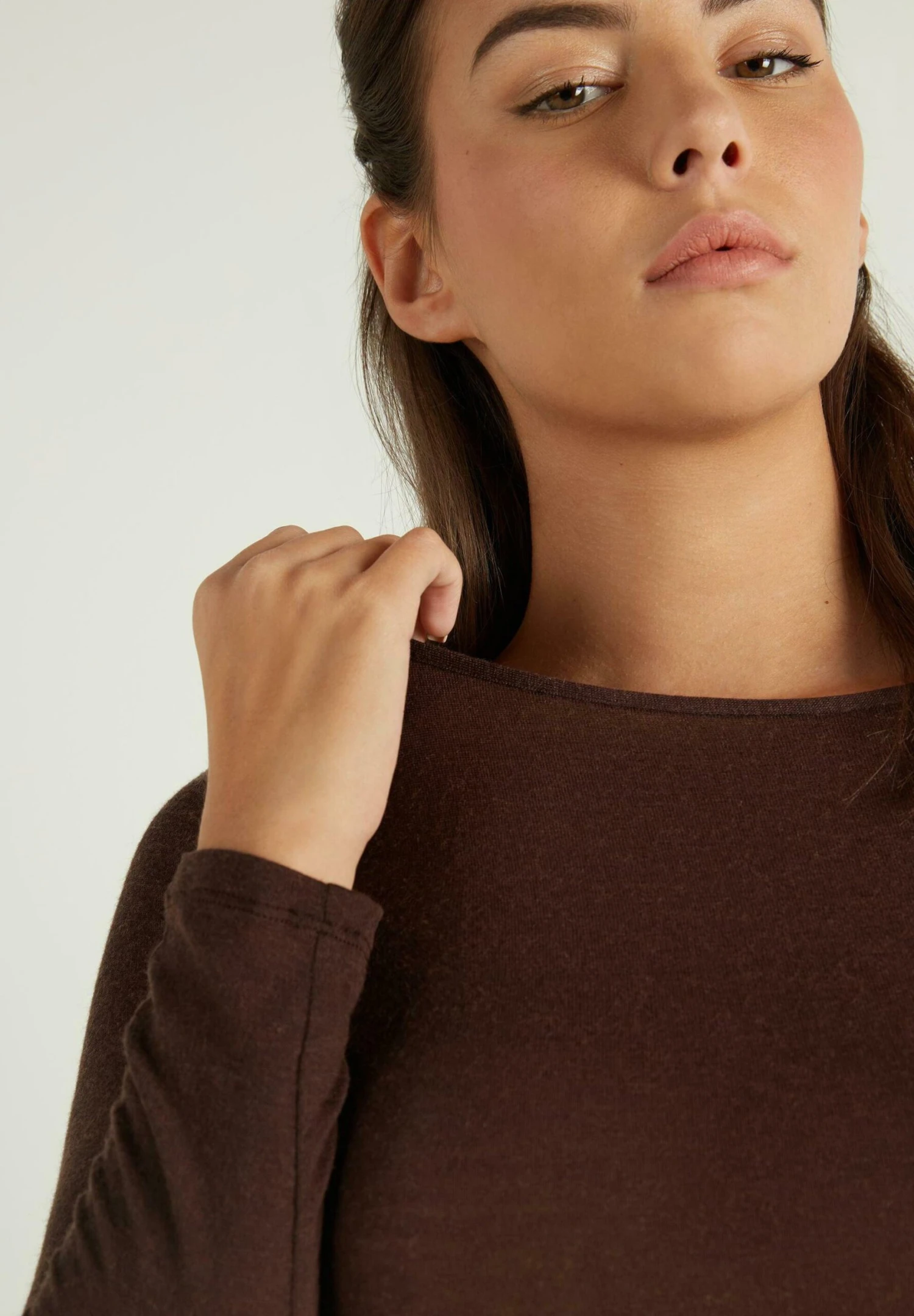 U-BOOT - Bluzka Z Długim Rękawem - Coffee Brown 4 U-BOOT - Bluzka Z Długim Rękawem - Coffee Brown - obrazek 4