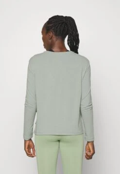 Nike Performance Bluzka Z Długim Rękawem - Mica Green/iron Grey -Fashion Pol d25253de84f8425b844c34ab56ed3a35