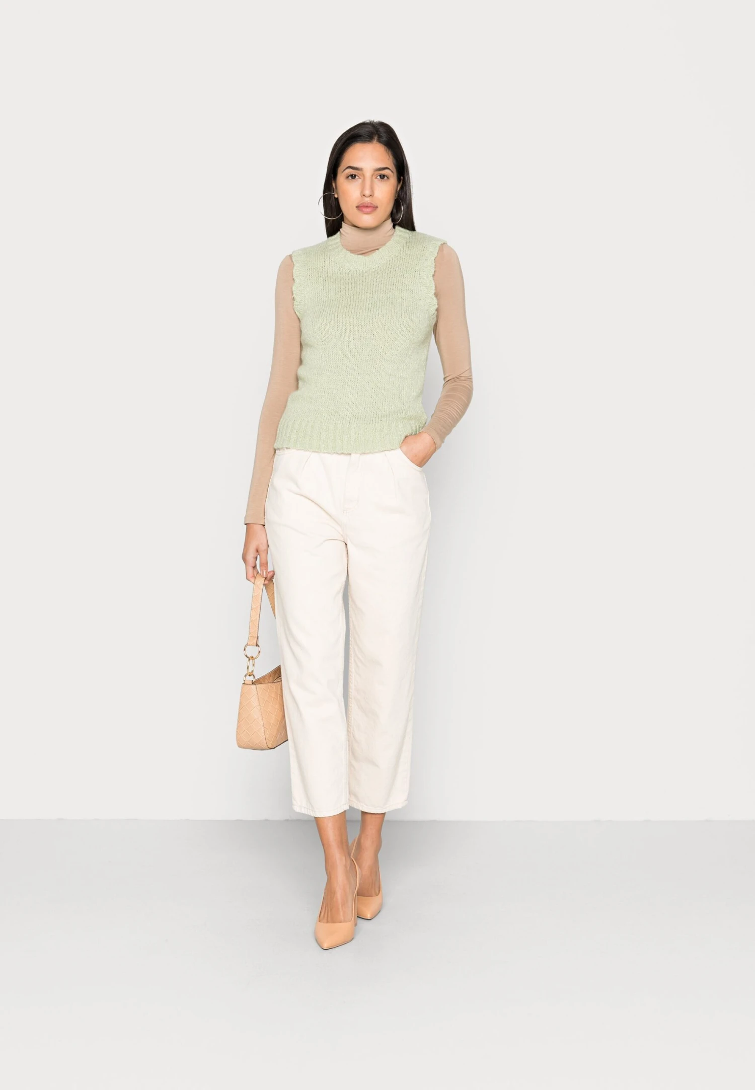 American Vintage DAT - Jeansy Straight Leg - Ecru 2 American Vintage DAT - Jeansy Straight Leg - Ecru - obrazek 2