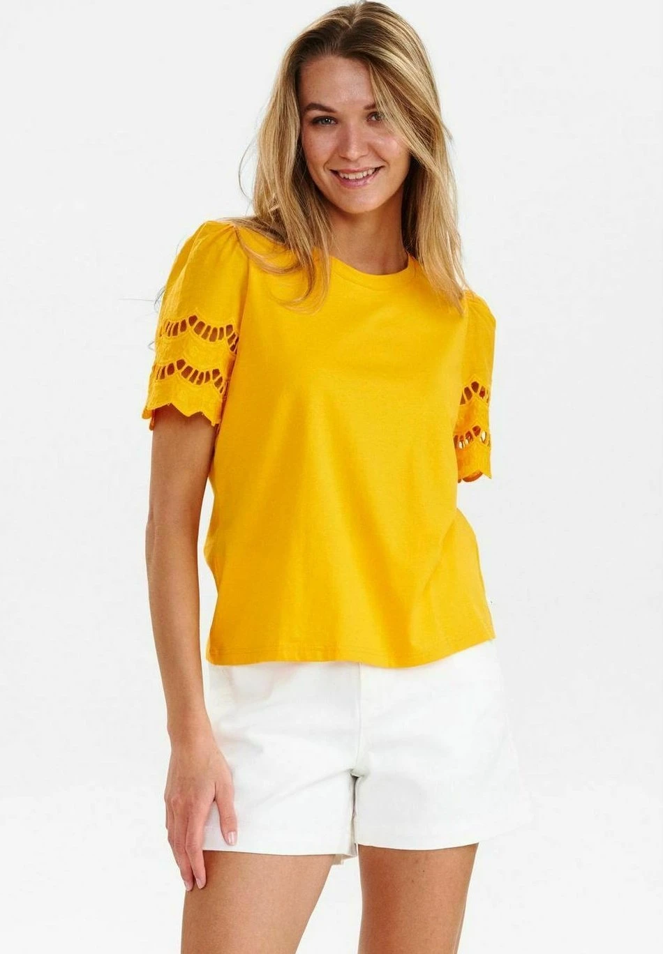 TASCHA - T-shirt Basic - Zinnia 1 TASCHA - T-shirt Basic - Zinnia