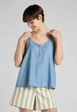 Lee Top - Arctic Ice