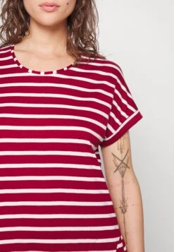 Schiesser Koszula Nocna - Bordeaux -Fashion Pol e50c483203b04610a97984ab7ca2ef0a