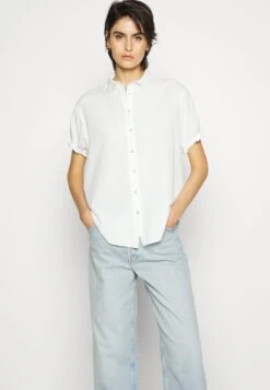 MOTHER SPINNER SKIMP - Jeansy Straight Leg - Light Blue 11 MOTHER SPINNER SKIMP - Jeansy Straight Leg - Light Blue -Fashion Pol ed6d8709a56d400e936990e5dd617471