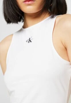 Calvin Klein Jeans MICRO MONOLOGO RACER BACK - Top - Bright White 11 Calvin Klein Jeans MICRO MONOLOGO RACER BACK - Top - Bright White -Fashion Pol ef07b9e7486c43379a01f90e23b34f3b