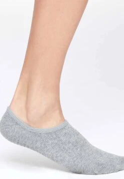 Oysho 2 PAIRS OF YOGA AND PILATES - Stopki - Pink -Fashion Pol f79bea8a687c4d6f82daa22d484352f9