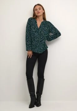 Kaffe KASELLA - Bluzka - Sea Moss Mazarine Blue Dot 7 Kaffe KASELLA - Bluzka - Sea Moss Mazarine Blue Dot -Fashion Pol fc2ebb0687bb49ee89eb1e5b3caf0da9