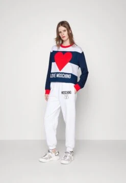 LOVE MOSCHINO Bluzka Z Długim Rękawem - White/blue/red -Fashion Pol fcf83f1acc974e2f9d54106f77927658